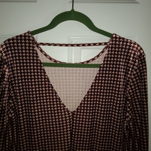 Xhilaration velvet dress - Picture 4 of 6